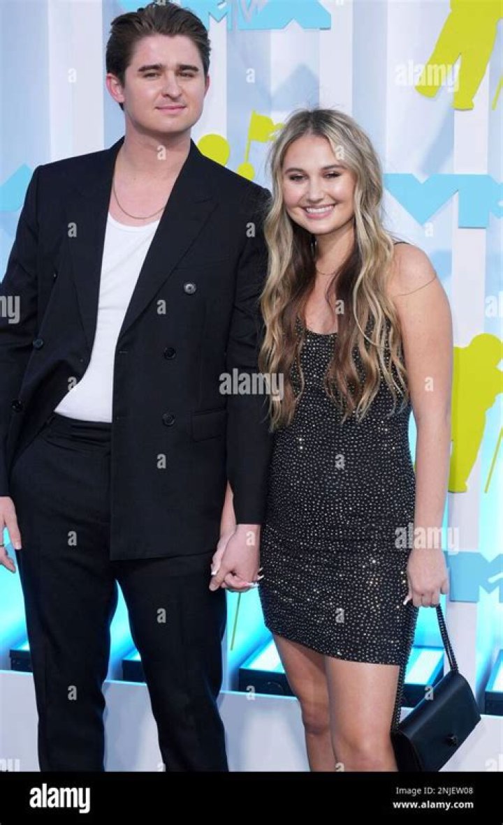 Nicky Youre: Who Is His Girlfriend? Facts About The Sunroof Singer Dating Status With Brooke Crawford